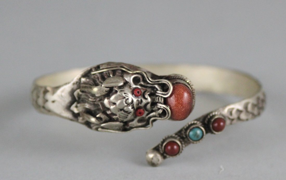 Tibetan Nepal Silver Dragon Head Bracelet w Turquoise &: NA103, Dimensions: 2.25", K2W9
