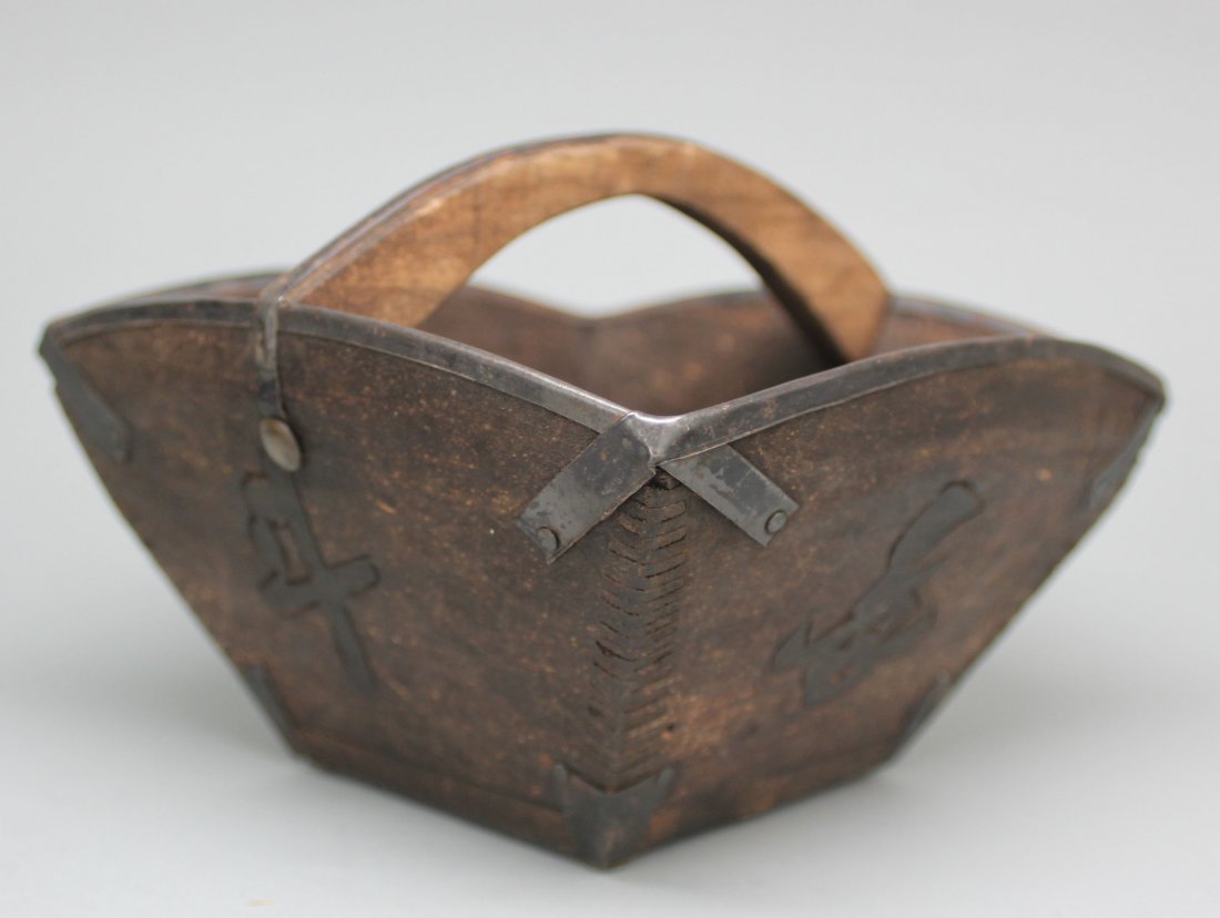 Antique Chinese Wood Rice Measuring Cup 19th Cent: Dimension: 5.5" tall x 6.5", XU364, K9W1NR