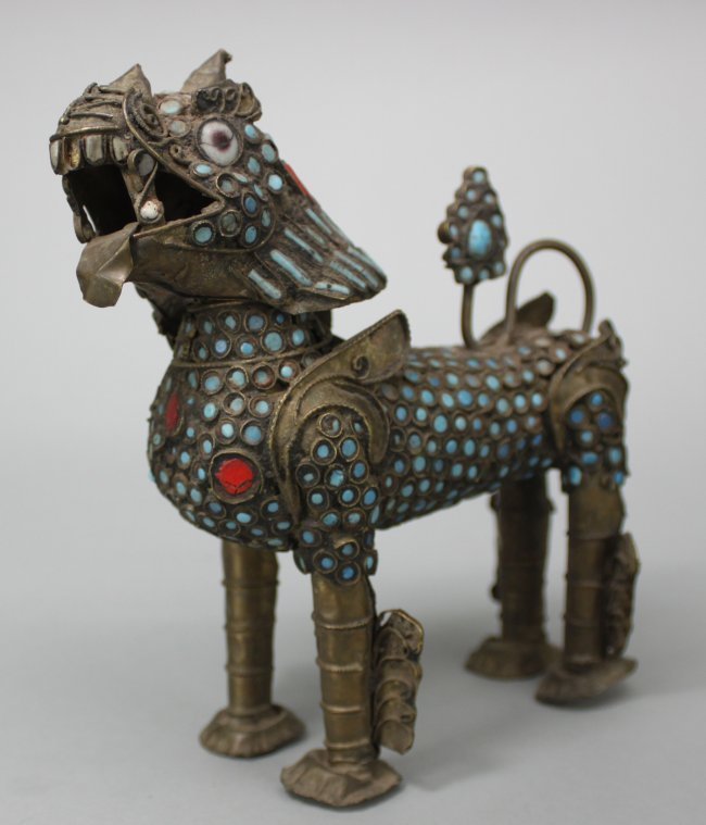 Nepal Antique Filigree Lion Figure Turquoise & Coral: Dimensions: 7" x 6", TA32, K2W77