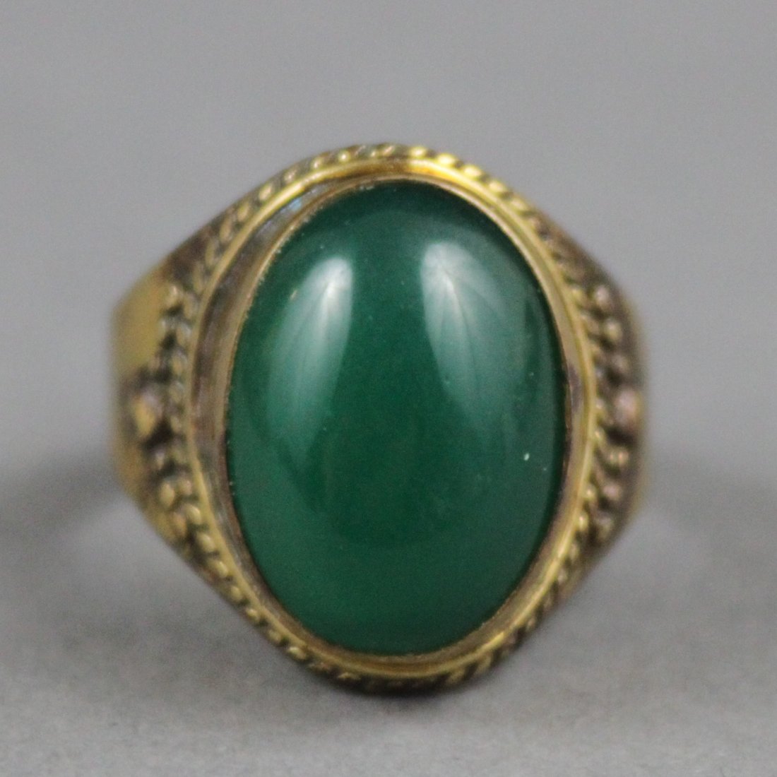 Tibetan Ring with large Green Agate center cabachon: Ring Size 9.5, TN43, K4W6