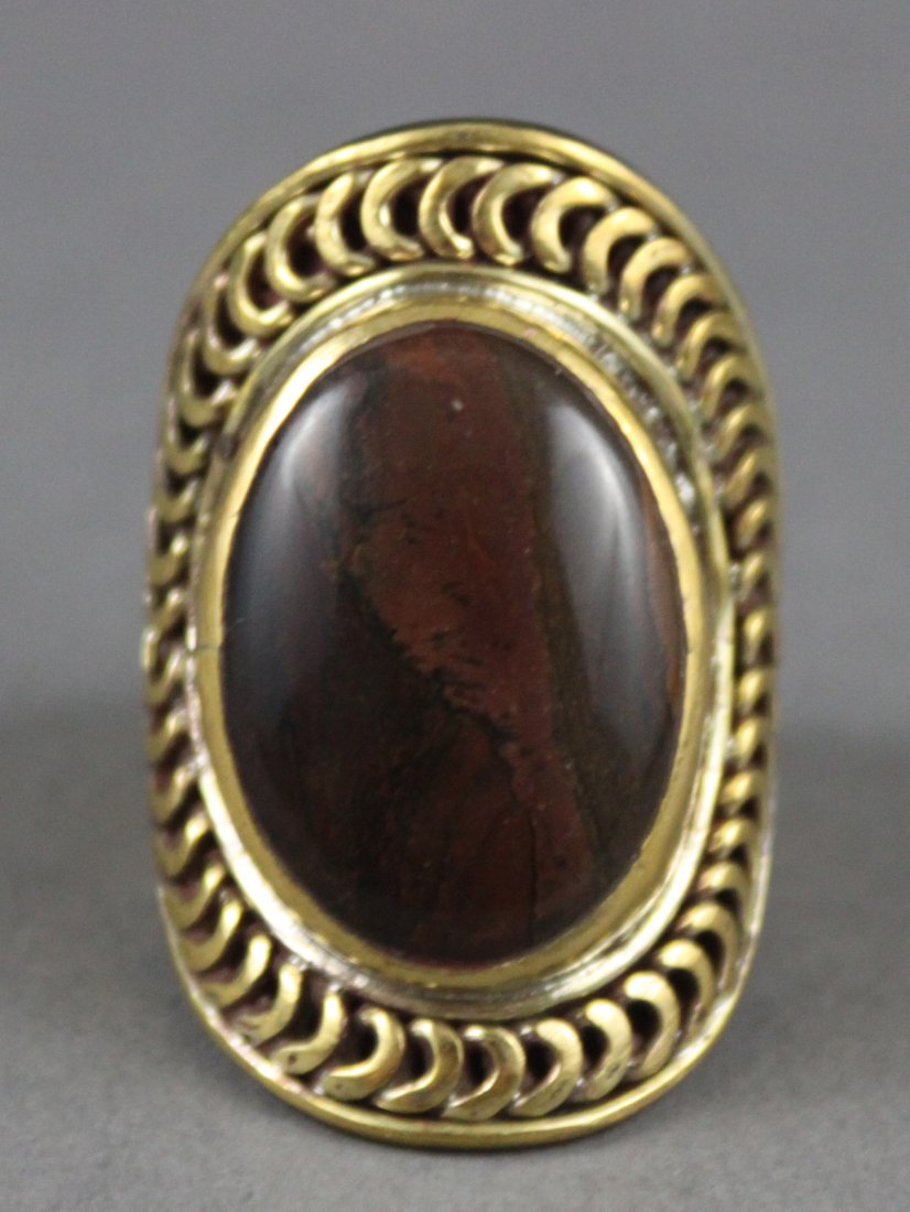 Nepal Ring with large Dark Red Cabachon Stone: Ring Size 10.5, K5W9, TN61