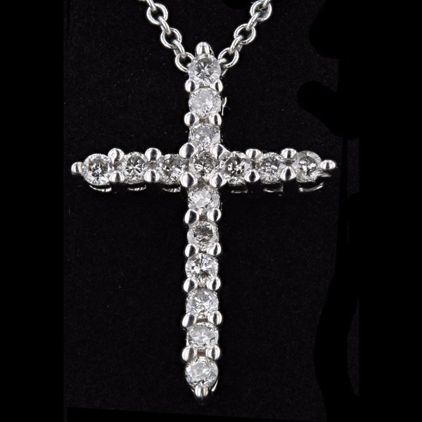 10k W Gold Necklace 0.30CTW Diamond Cross Pendant (1 of 3)