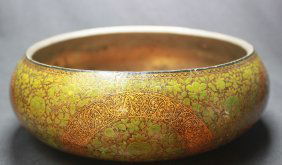 Chinese Antique Gold Laquer Green Floral Bowl: xu581 WAG240
