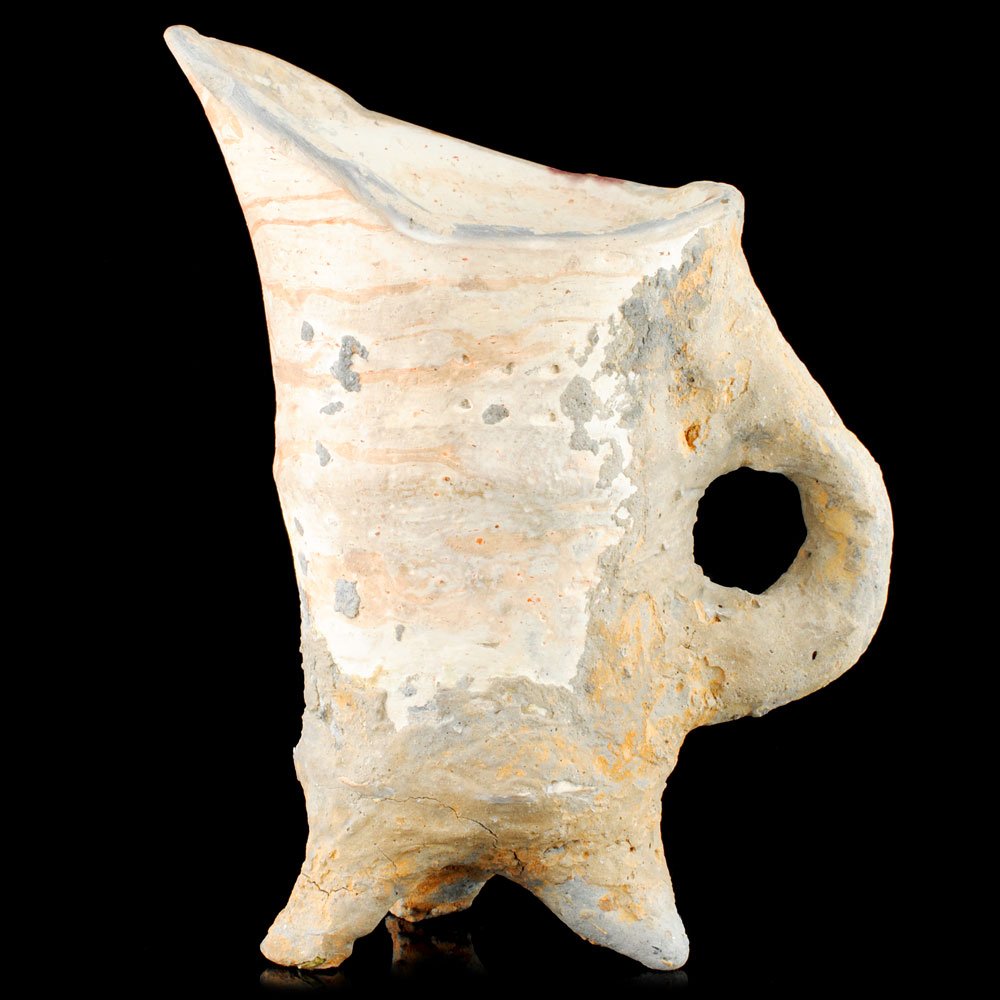 Chinese antique Han dynasty tripod pot porcelain (1 of 2)