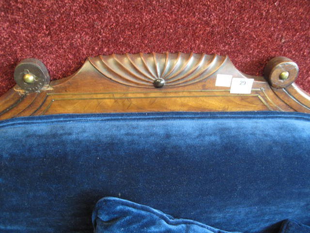 VICTORIAN CHAISE LONGUE , 86 inches long. - 3