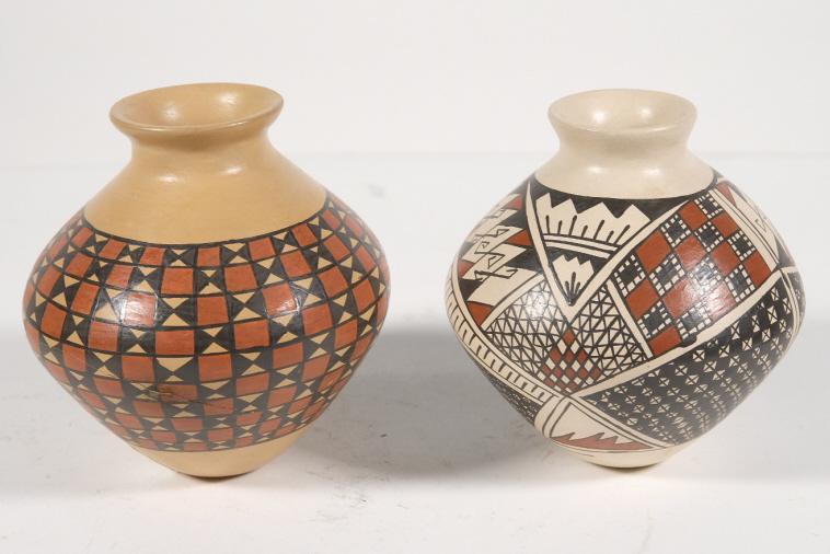 2 Painted Mata Ortiz Vessels by Teresa Jaquez (1 of 4)
