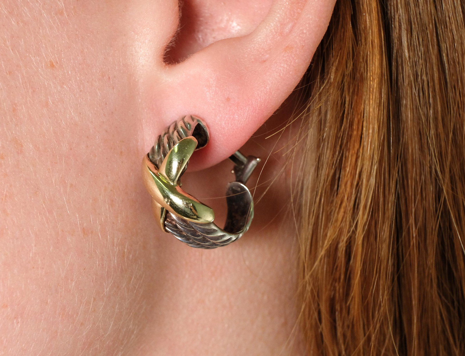 David Yurman 14K YG 925 Triple Cable X Earrings: David Yurman 14K yellow gold and sterling triple cable X earrings. Stamped 14K 925 D.Y. YURMAN. Approx. length .75 inches. Approx. weight 12 grams.