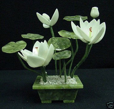 Real White Jade Lotus: The Beautiful Lotus Flower Made From Genuine Jade In Guangzhou, China. Its Leaf Is Made Of Taiwan Jade And Its Stem Is Made Of Wire Covered With Silk. It Is An Ideal Decoration For Your Living Room, D