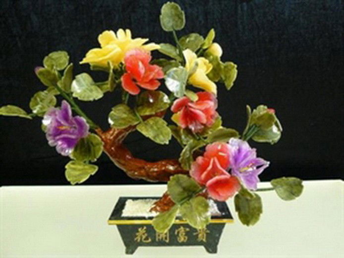 REAL JADE BONSAI FLOWER: This Flower Is Made From Variety Of Color Jade. There Are Yellow And Red. Its Leaf Is Made Of Taiwan Jade. It Is An Ideal Decoration For Your Living Room, Dinning Room, Office And Kitchen.