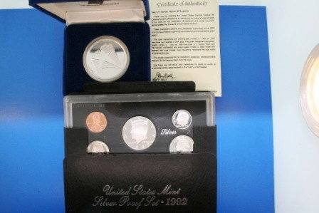 One (1) 1992 United States Mint Silver Proof Set A: One (1) 1992 United States Mint Silver Proof Set AND One (1) 1990 Olympic Festival Medallion (.999 silver)