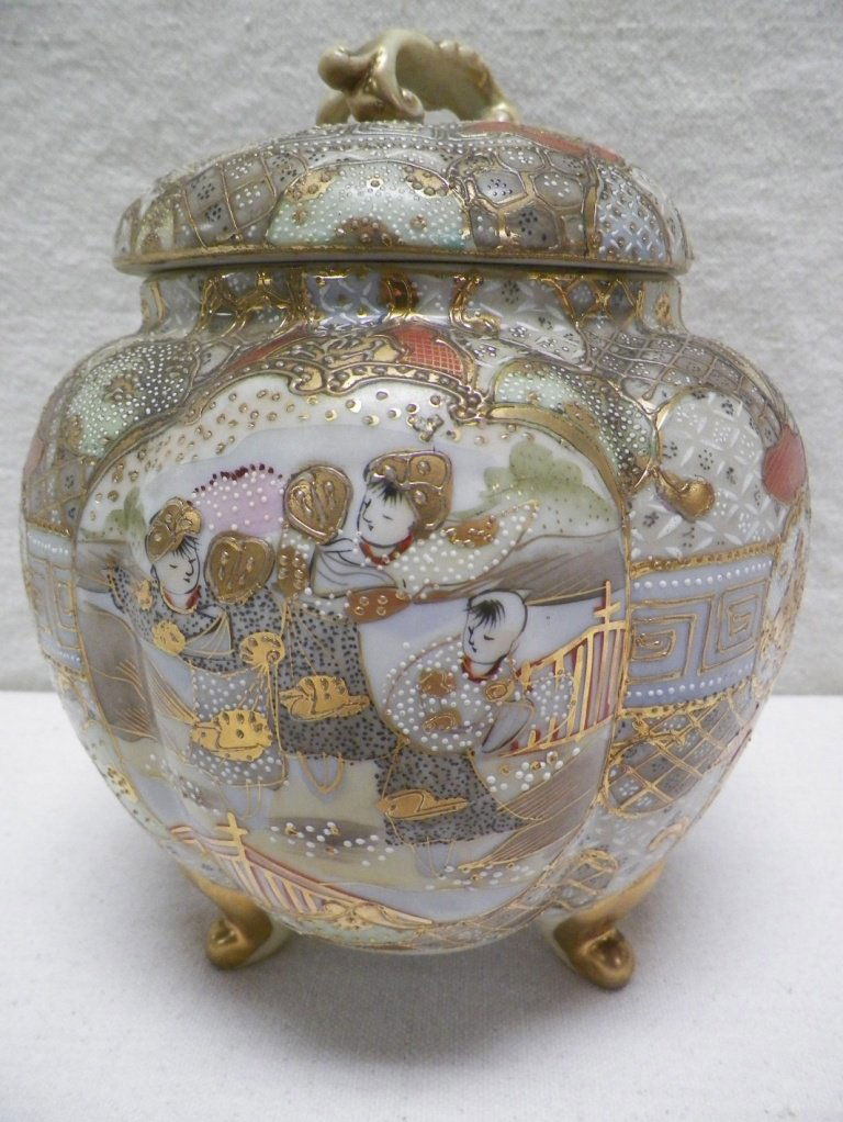 Nippon Royal Satsuma Covered Cookie Jar Footed Moriage