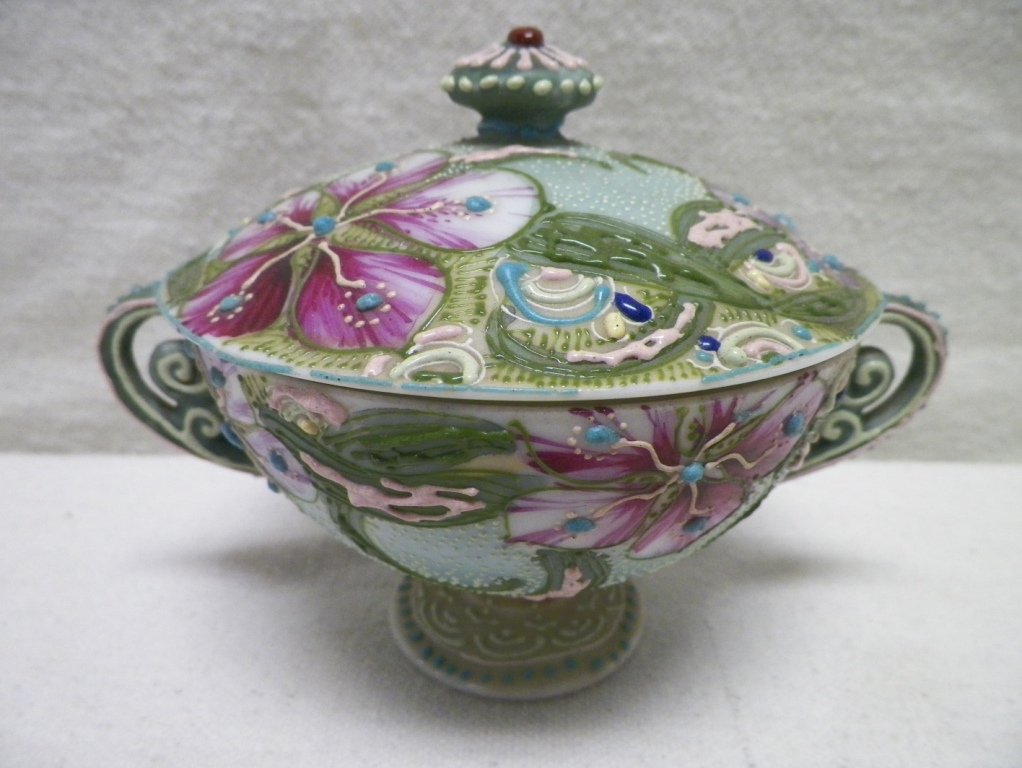 Nippon Moriage Covered Sugar Bowl-Unmarked Flowers and: C 1900. 4" Tall 5.5"W Handle to Handle. Small flakes and nick on edge of lid.