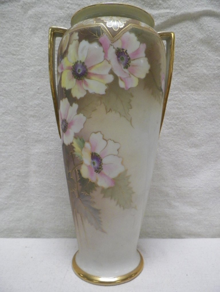 Nippon Vase Morimura Brothers Poppies: C 1910. 12" Tall 6"W Handle to Handle.