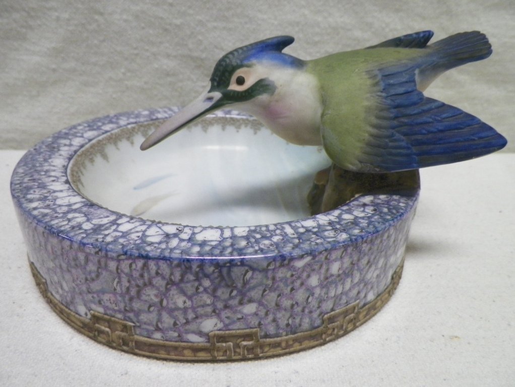 Nippon Morimura Brothers Bird Ashtray: C 1910. 3-5/8" Tall 6-3/8"W not including the bird.