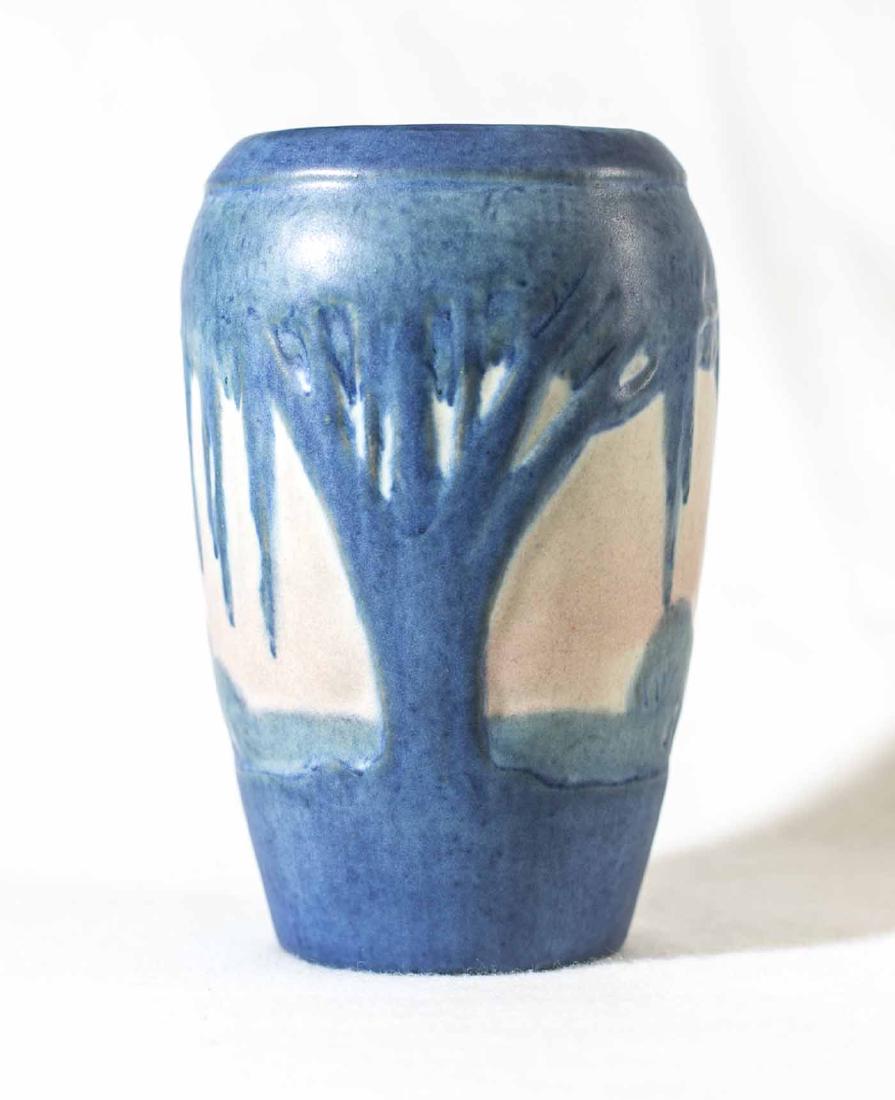 Sadie Irvine Newcomb Vase (1 of 5)