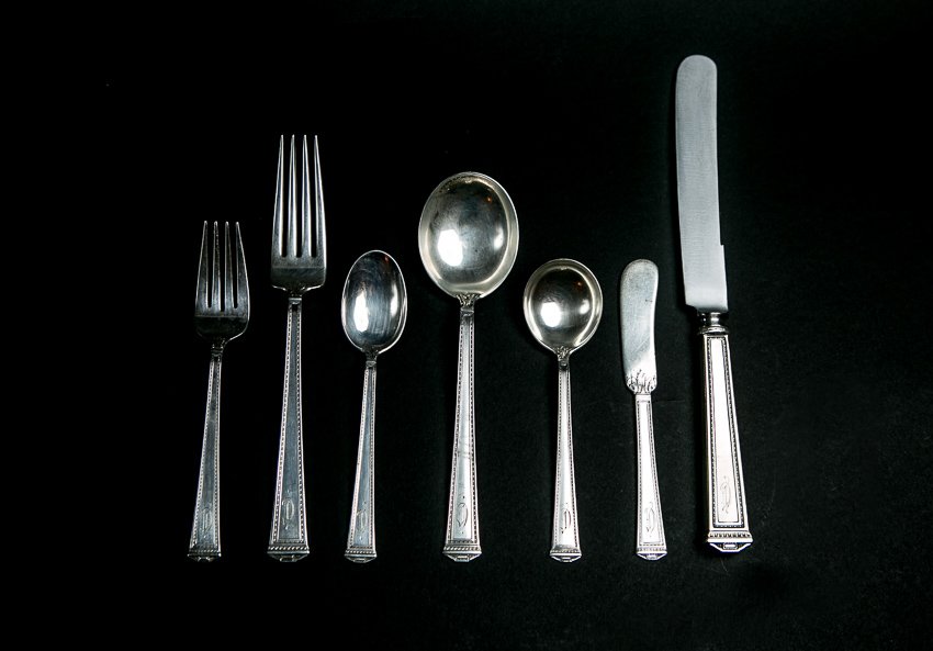 ( 81  pcs.) International Pantheon Pattern Sterling (1 of 10)