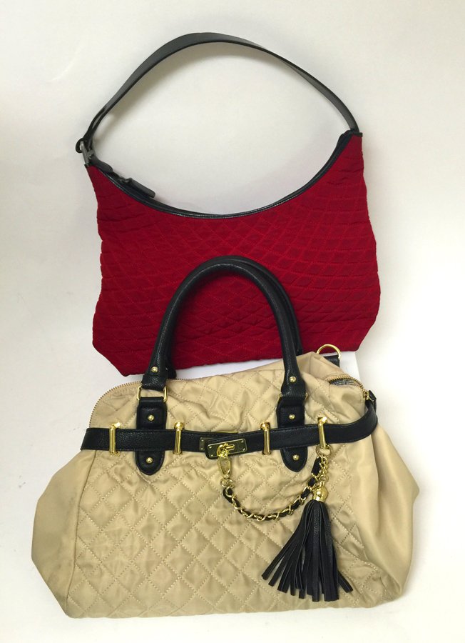 (2) Vintage Purses (1 of 6)