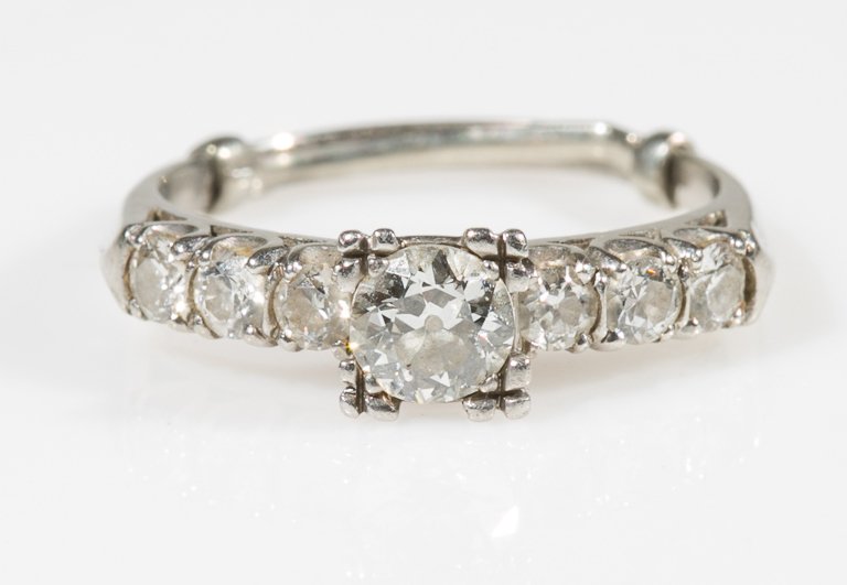 1.10 ctw.. Antique Diamond Ring, Circa 1920 (1 of 5)