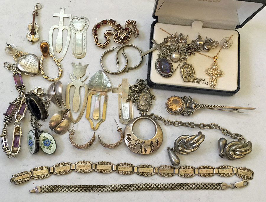 Collection of Sterling Silver Jewelry (1 of 3)