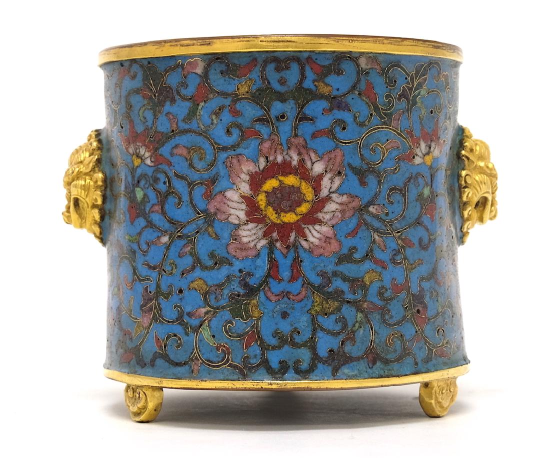 Chinese Qian Long Cloisonnee Incense Burner: Qian Long marked on the bottom" 乾隆年製 本". 3.75" (9.2cm) tall. 18th. C.. Good condition.