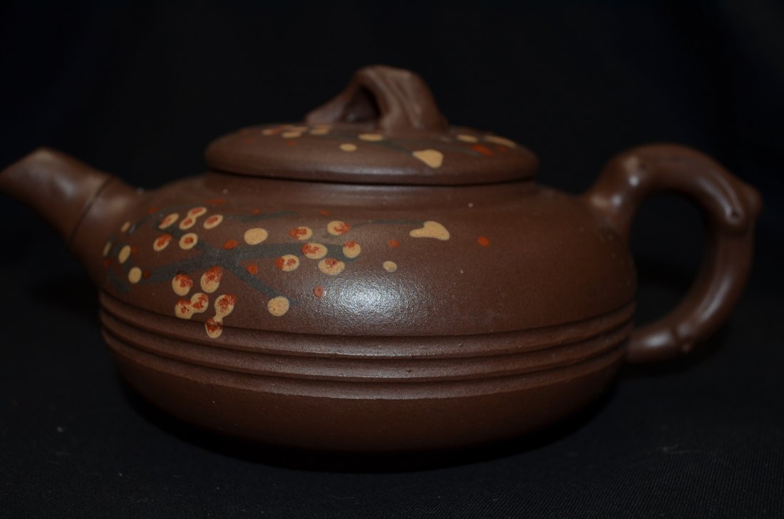 Chinese tea pot: Chinese, Marked, Tea pot, L2.5", W6.5"