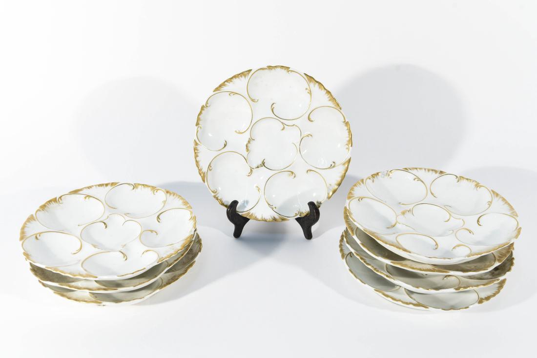 (8) HAVILAND & CO. PORCELAIN OYSTER PLATES (1 of 7)