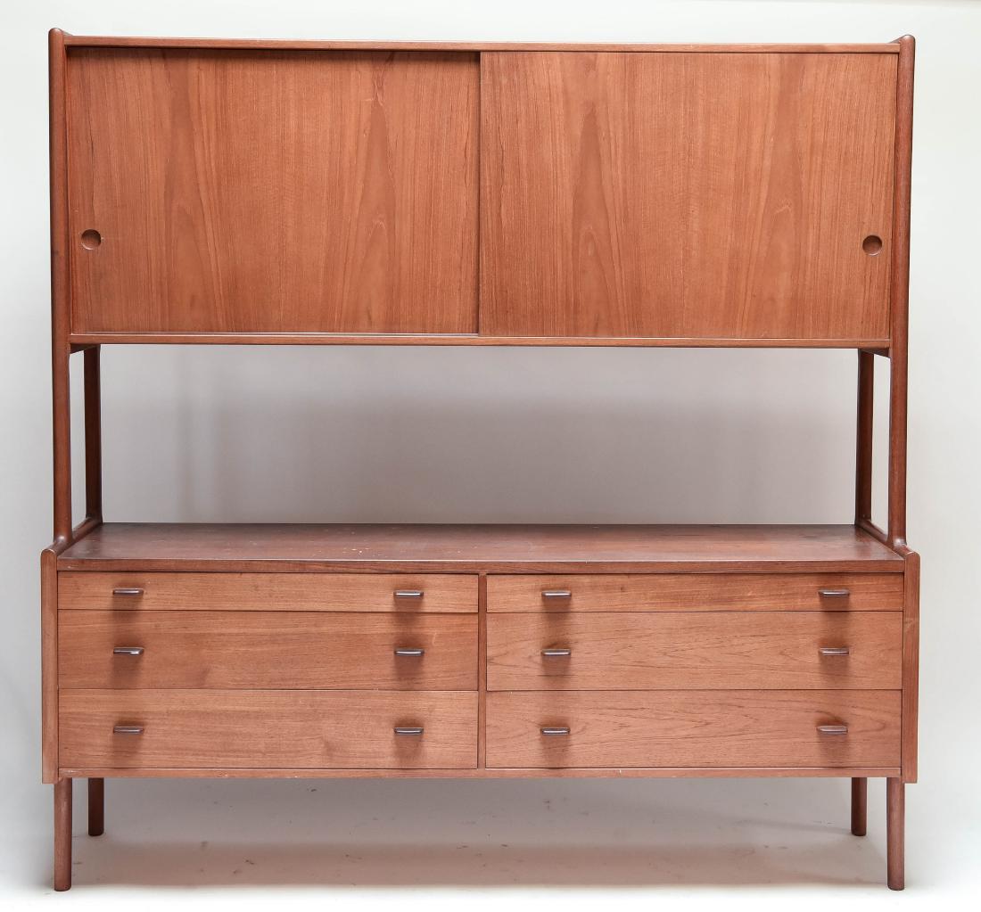 HANS WEGNER SIDEBOARD FOR RY MOBLER (1 of 10)