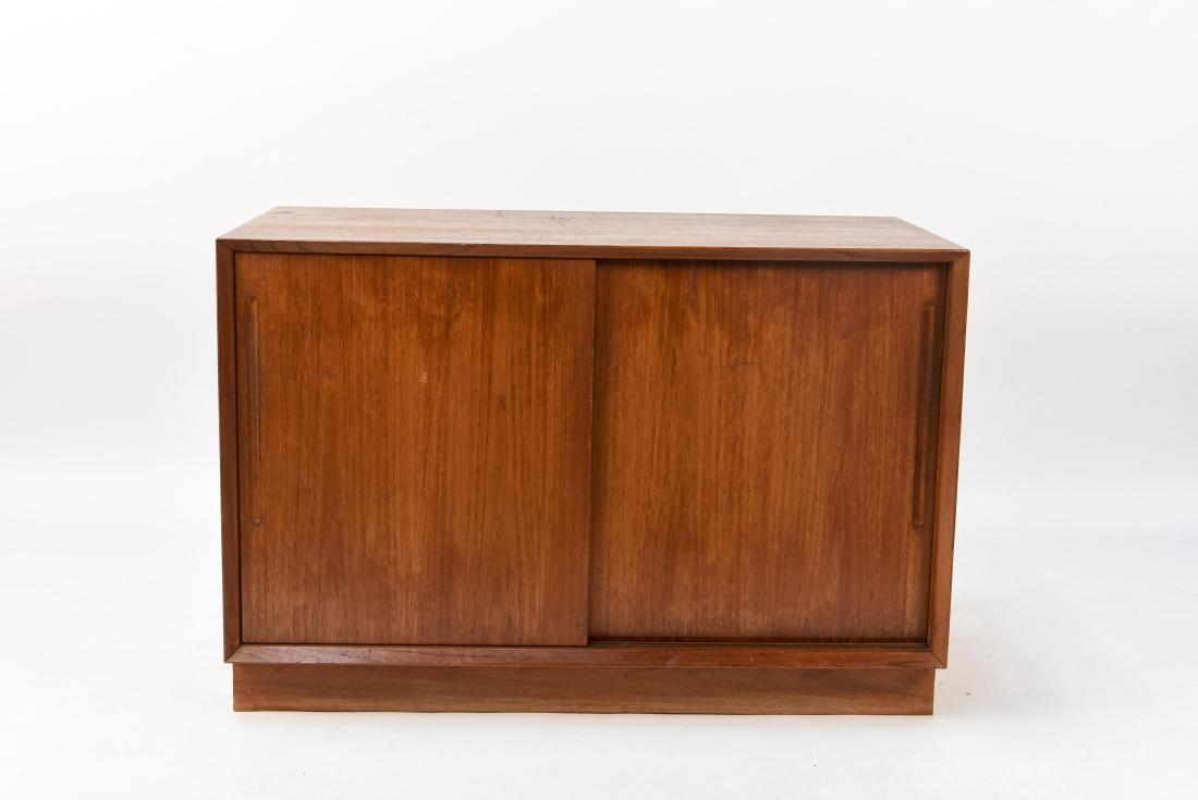 DANISH CABINET (1 of 8)