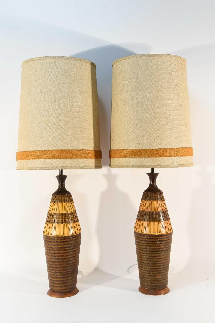 PAIR OF DANISH PLASTER TABLE LAMPS (1 of 10)