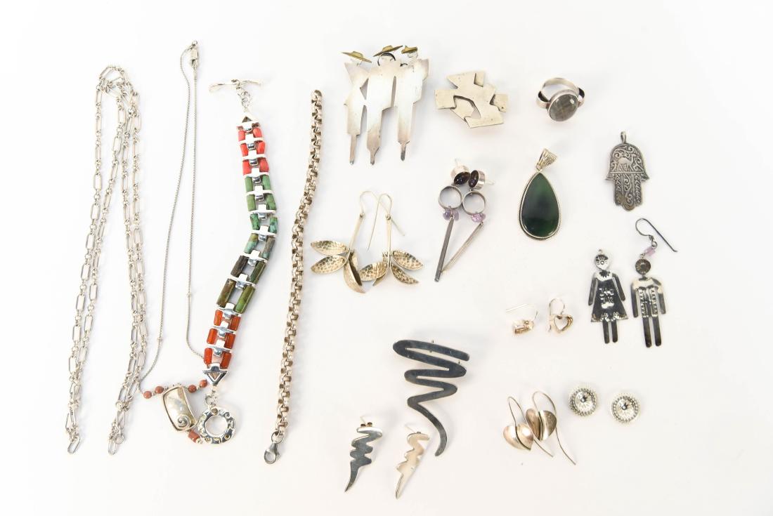 GROUPING OF STERLING SILVER JEWELRY (1 of 8)