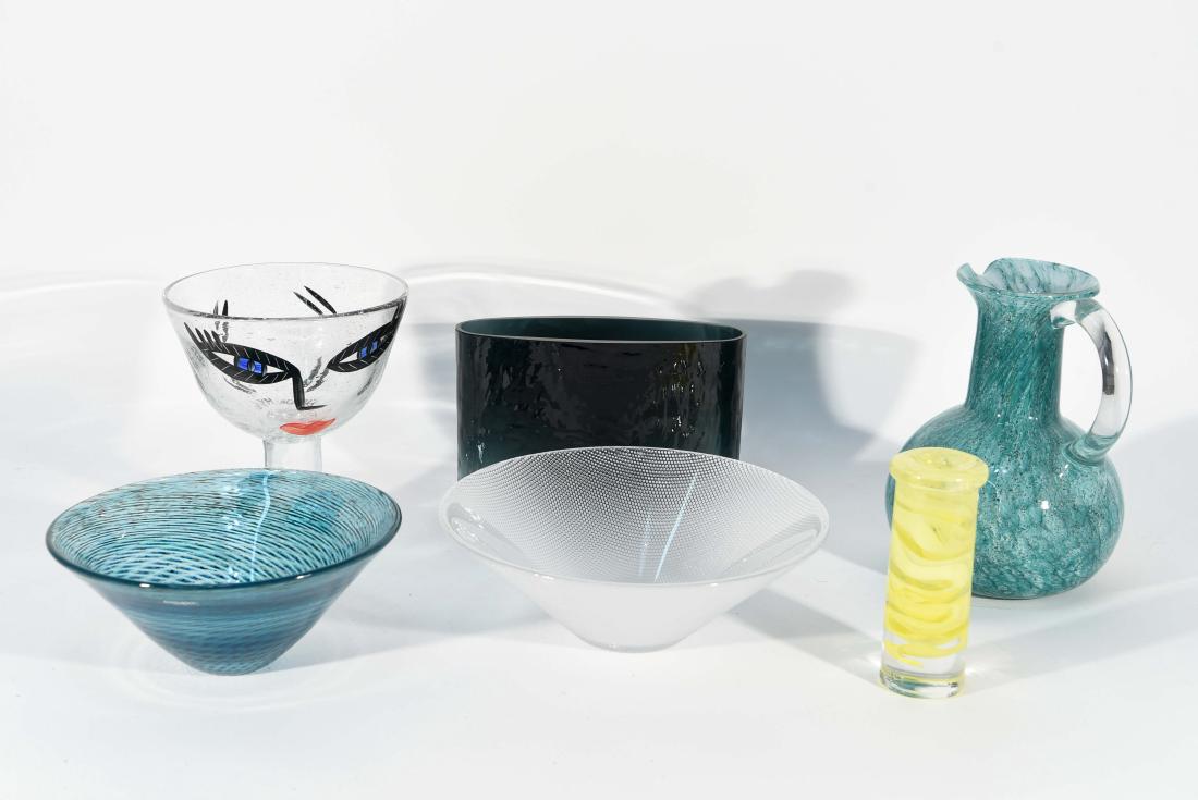 GROUPING OF ART GLASS INCL. KOSTA BODA (1 of 9)