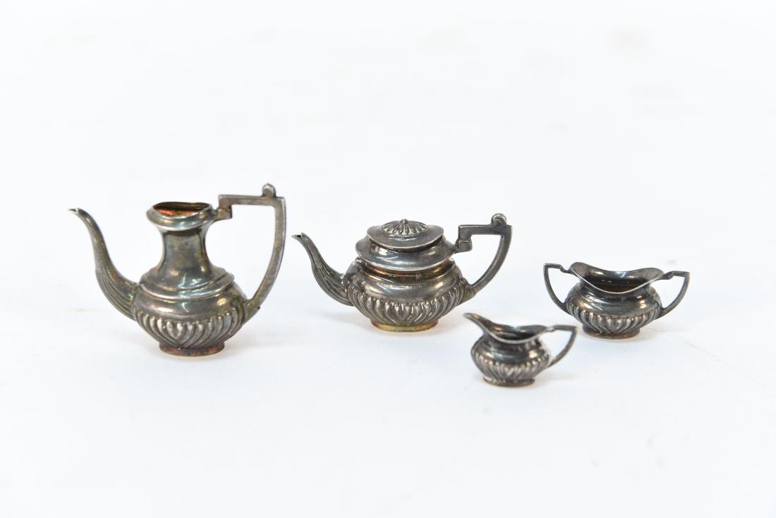 MINIATURE STERLING SILVER TEA SET (1 of 7)