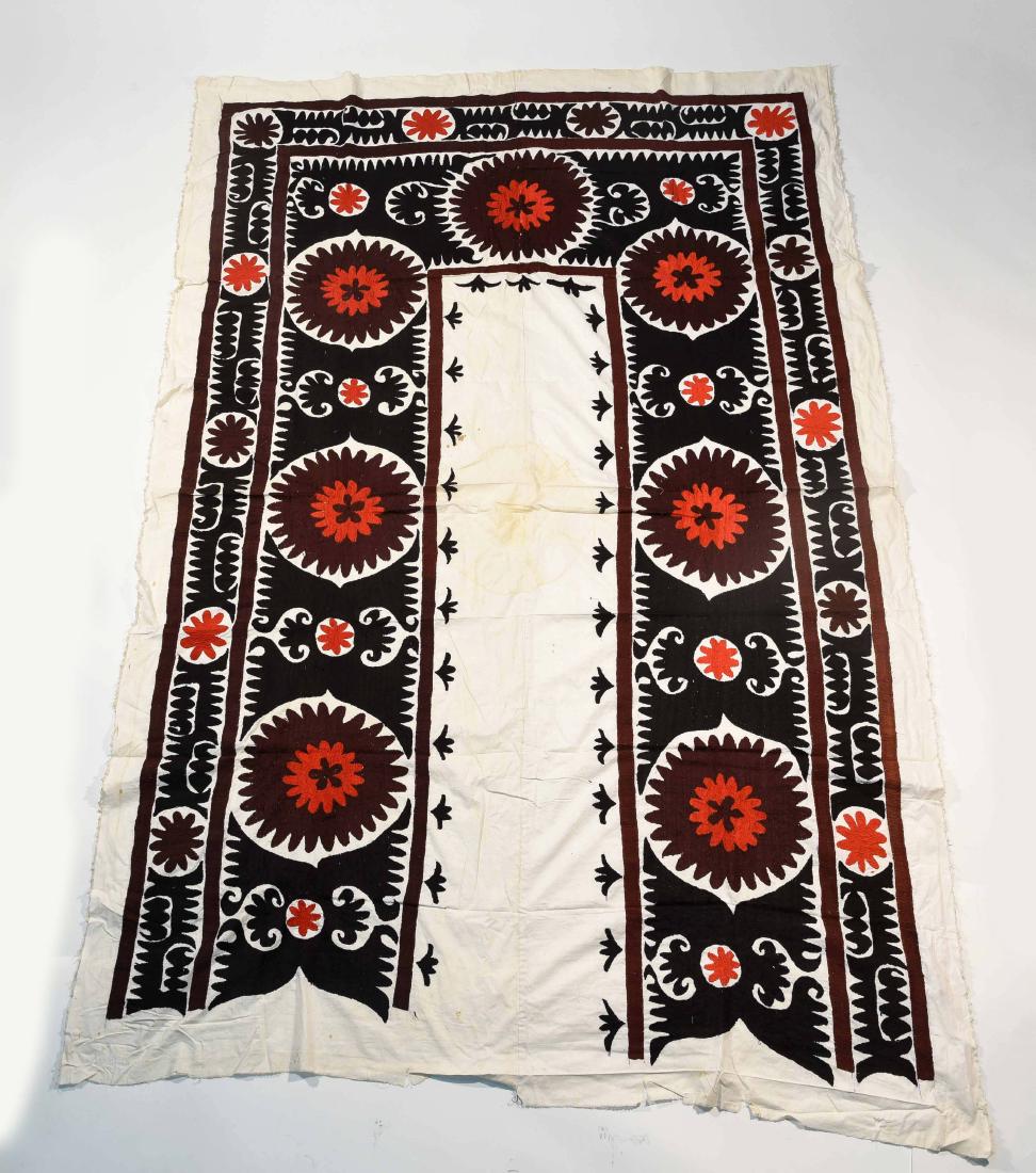 EMBROIDERED SILK PRAYER SUZANI (1 of 10)