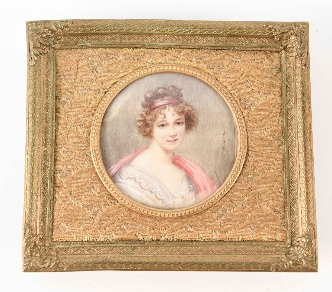 ANTIQUE SMALL PORTRAIT SIGNED JULIANA (1 of 5)