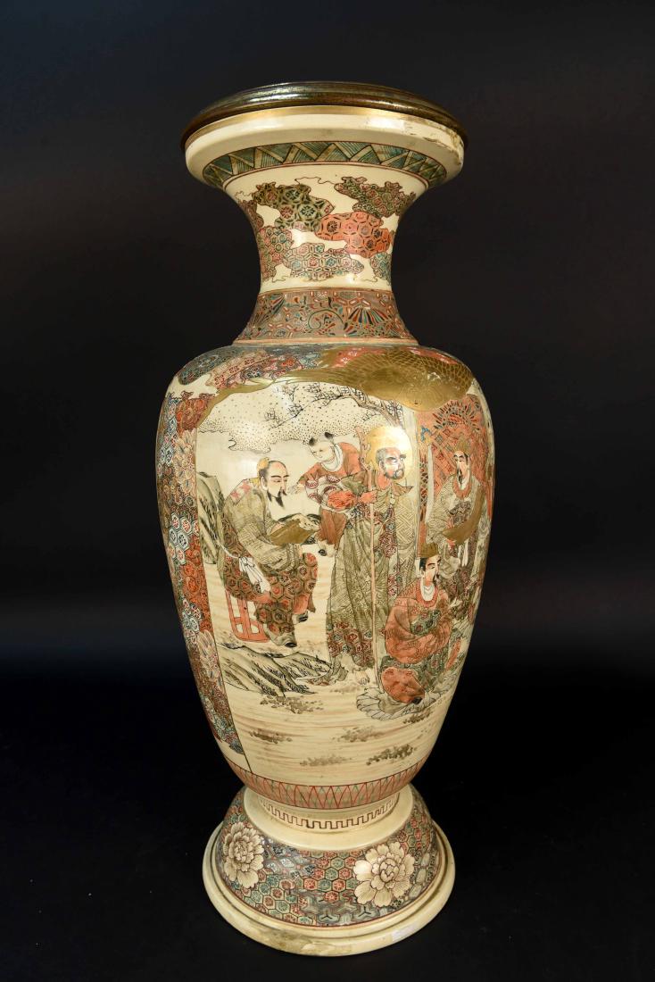 LARGE ASIAN PAINTED PORCELAIN VASE (1 of 11)