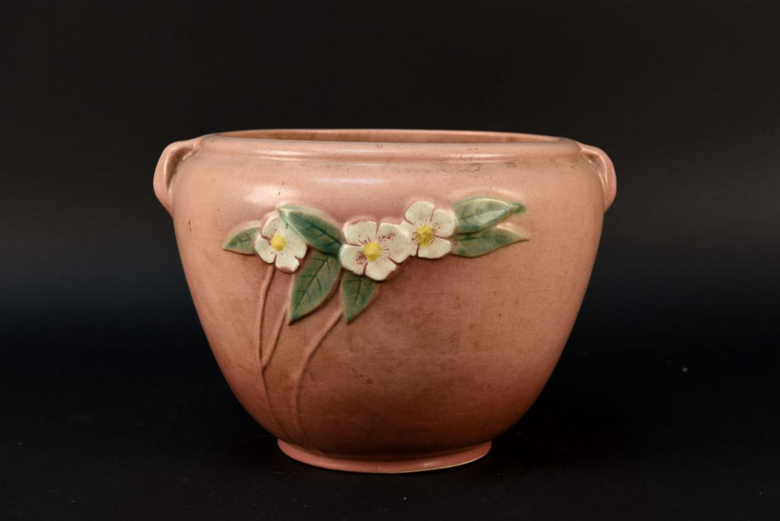 ROSEVILLE POTTERY JARDINERE OR PLANTER (1 of 7)