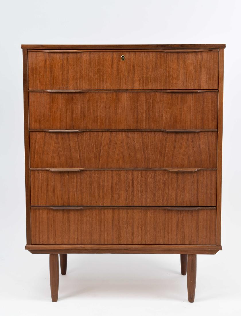 DANISH CHEST OF DRAWERS (1 of 10)