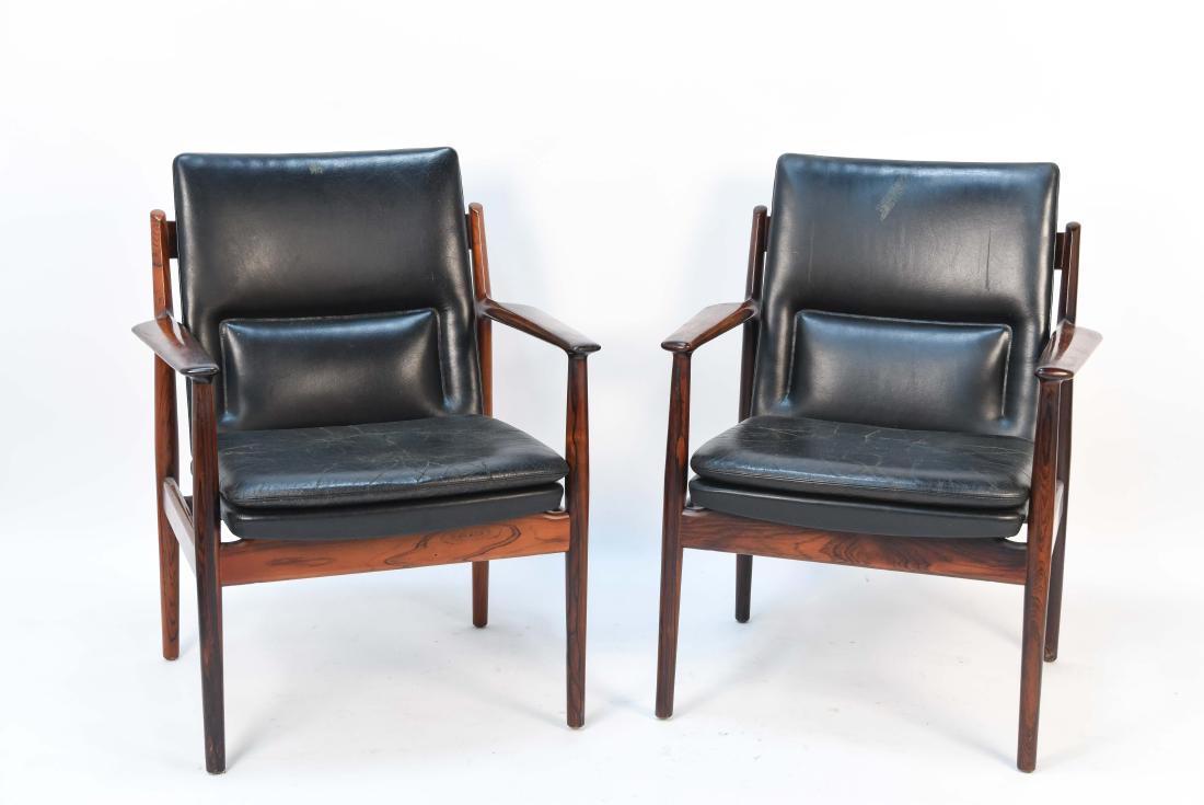 PAIR ARNE VODDER ROSEWOOD AND LEATHER ARM CHAIRS (1 of 10)