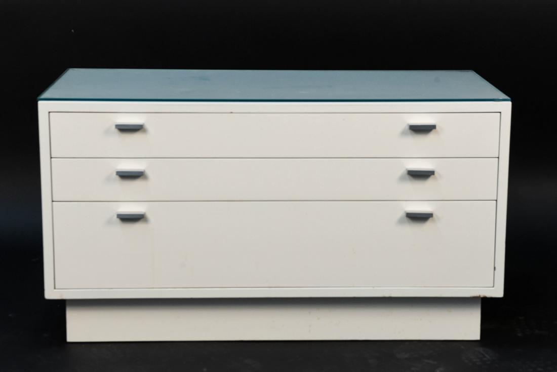 HARVEY PROBBER LOW CHEST (1 of 8)