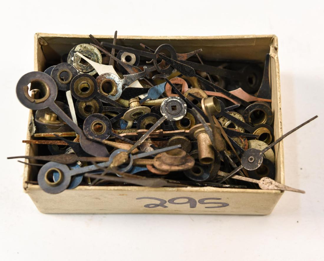 GROUPING OF MISC CHRONOMETER /CLOCK HANDS (1 of 2)