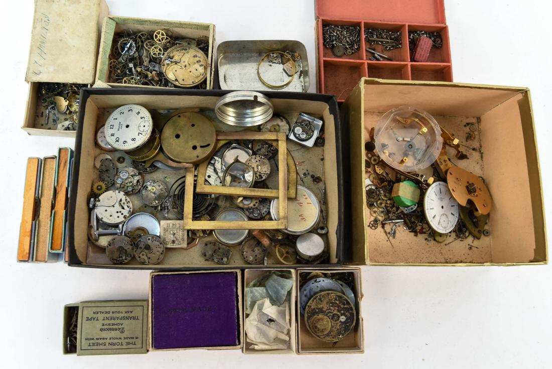 GROUPING OF MISC POCKET WATCH PARTS (1 of 7)