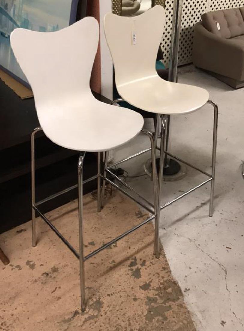 PAIR OF MODERN BAR STOOLS (1 of 3)