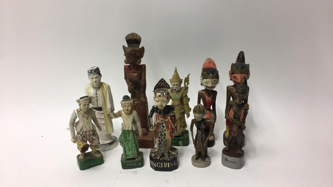GROUPING OF INDONESIAN WOODEN CARVED FIGURES (1 of 15)