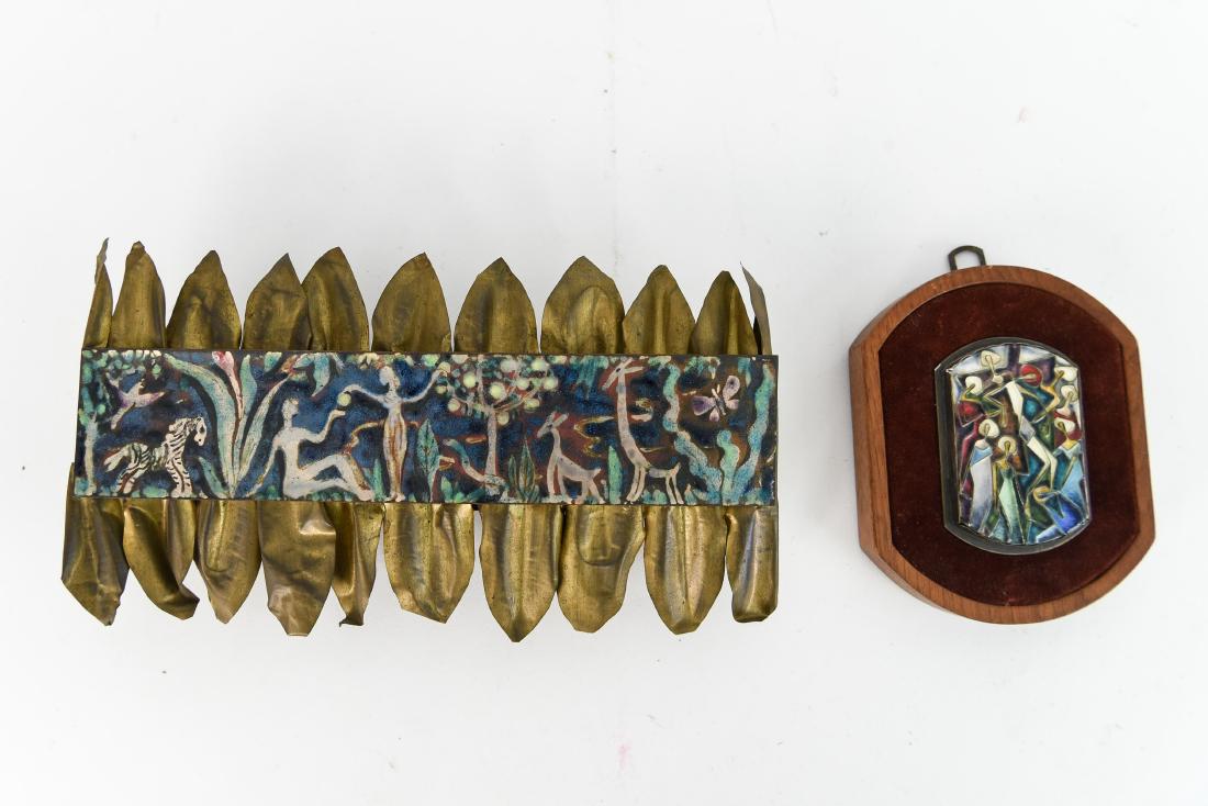 MID-CENTURY ENAMEL PLAQUES (1 of 6)