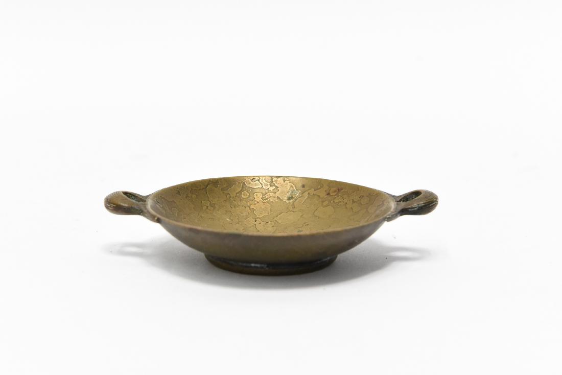 SMALL TIFFANY STUDIOS NEW YORK BRONZE DISH (1 of 3)