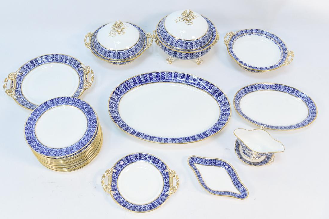 MINTON KINGS LILY CHINA SERVICE (1 of 9)