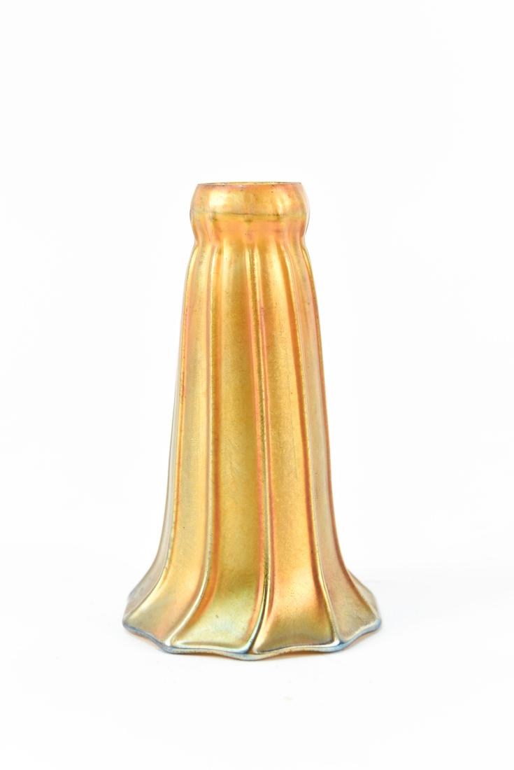 ANTIQUE IRRIDESCENT GLASS LIGHT SHADE (1 of 5)