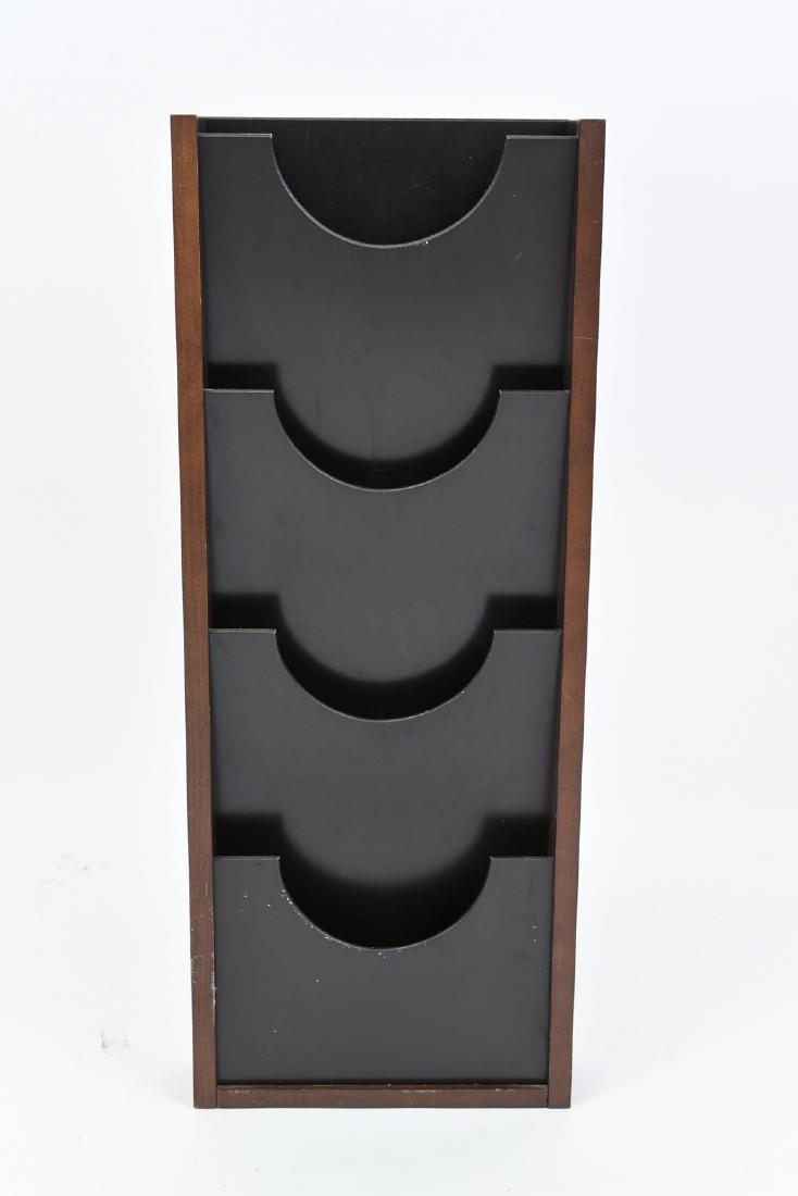 SMOKADOR FOR KNOLL WALL MOUNT LETTER ORGANIZER (1 of 7)