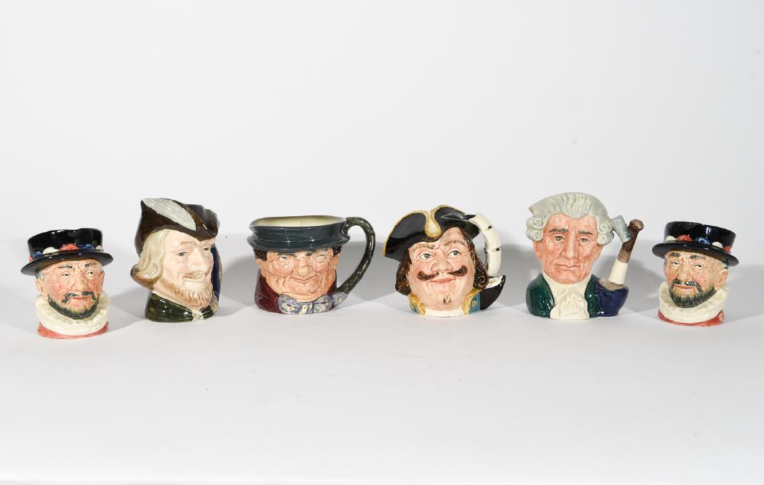 GROUPING OF SMALL TOBY MUGS (1 of 4)