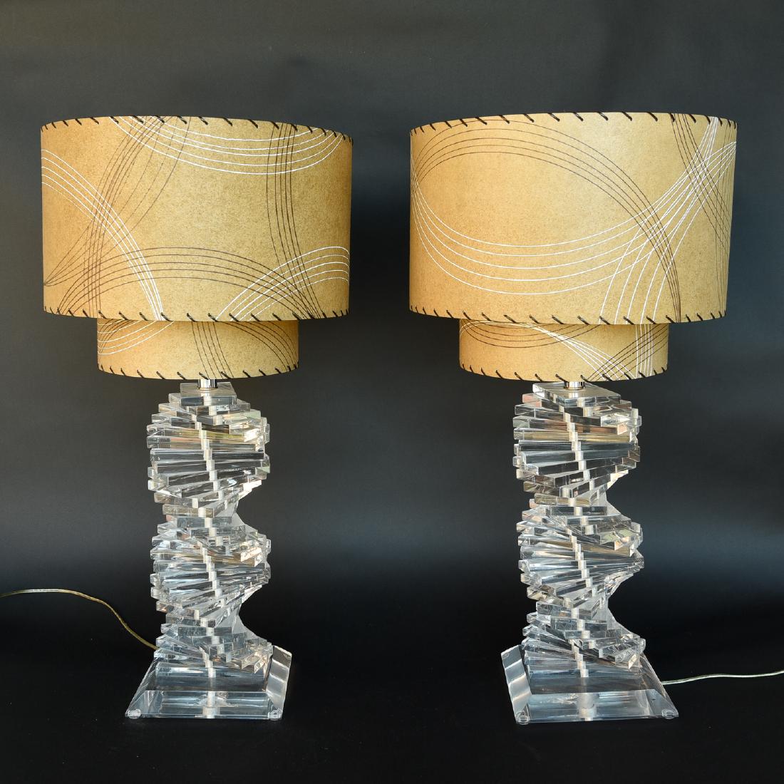 PAIR OF MID-CENTURY STACKED LUCITE LAMPS (1 of 8)